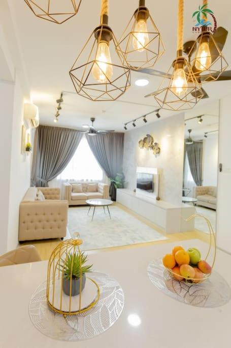 New Drawbridge Condo With Seaview And Pool Kuala Terengganu Luaran gambar