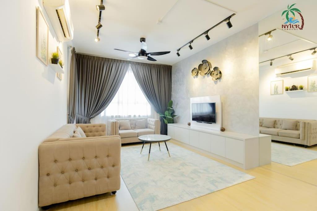 New Drawbridge Condo With Seaview And Pool Kuala Terengganu Luaran gambar