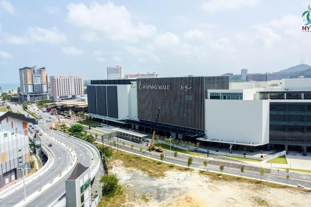 New Drawbridge Condo With Seaview And Pool Kuala Terengganu Luaran gambar